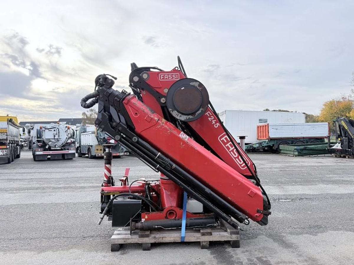 God 2018 Fassi F245A.2.25 E-Dynamic Fjernbetjening