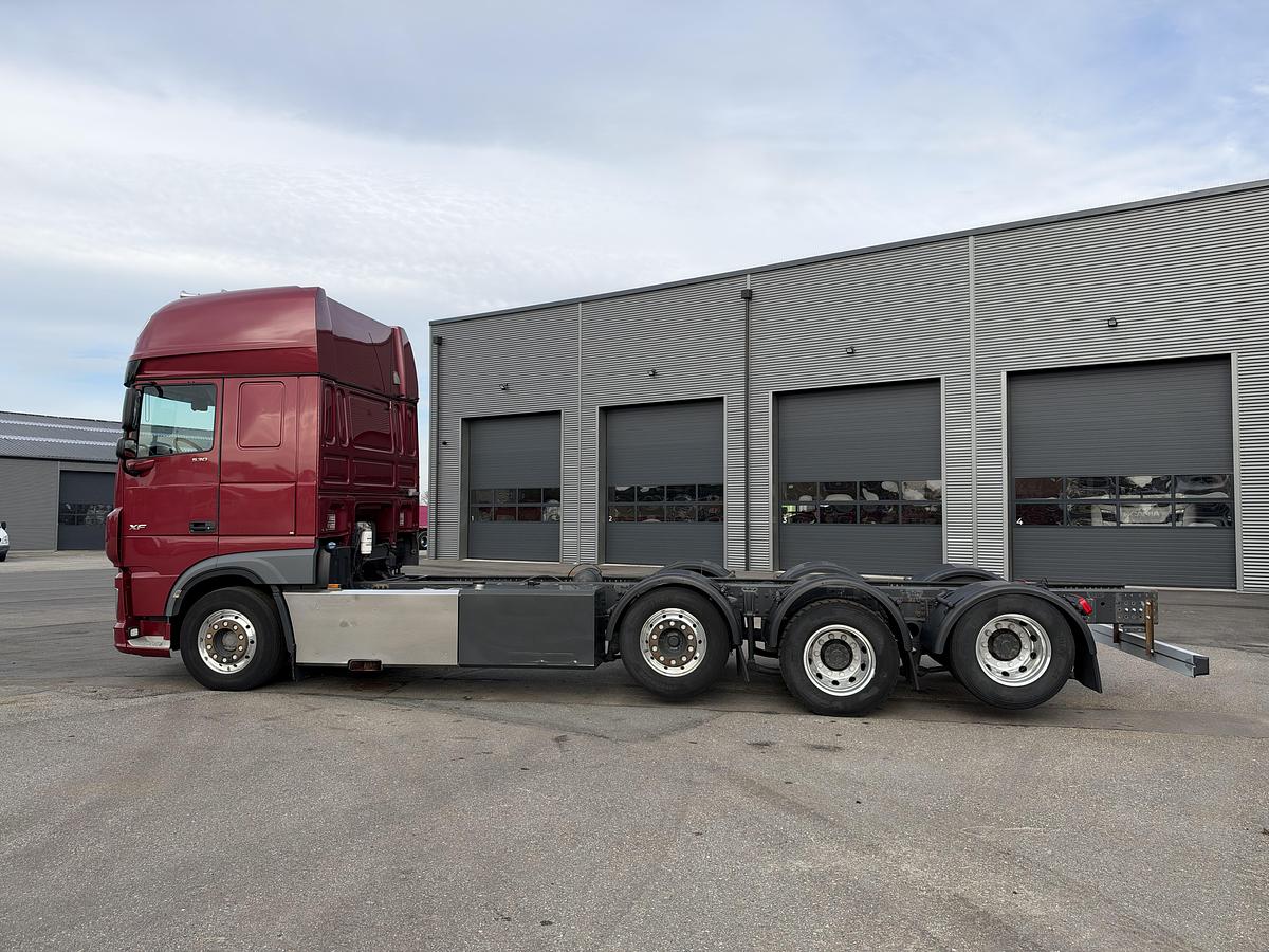 Meget god DAF XF530 8x2/4 Chassis Euro 6