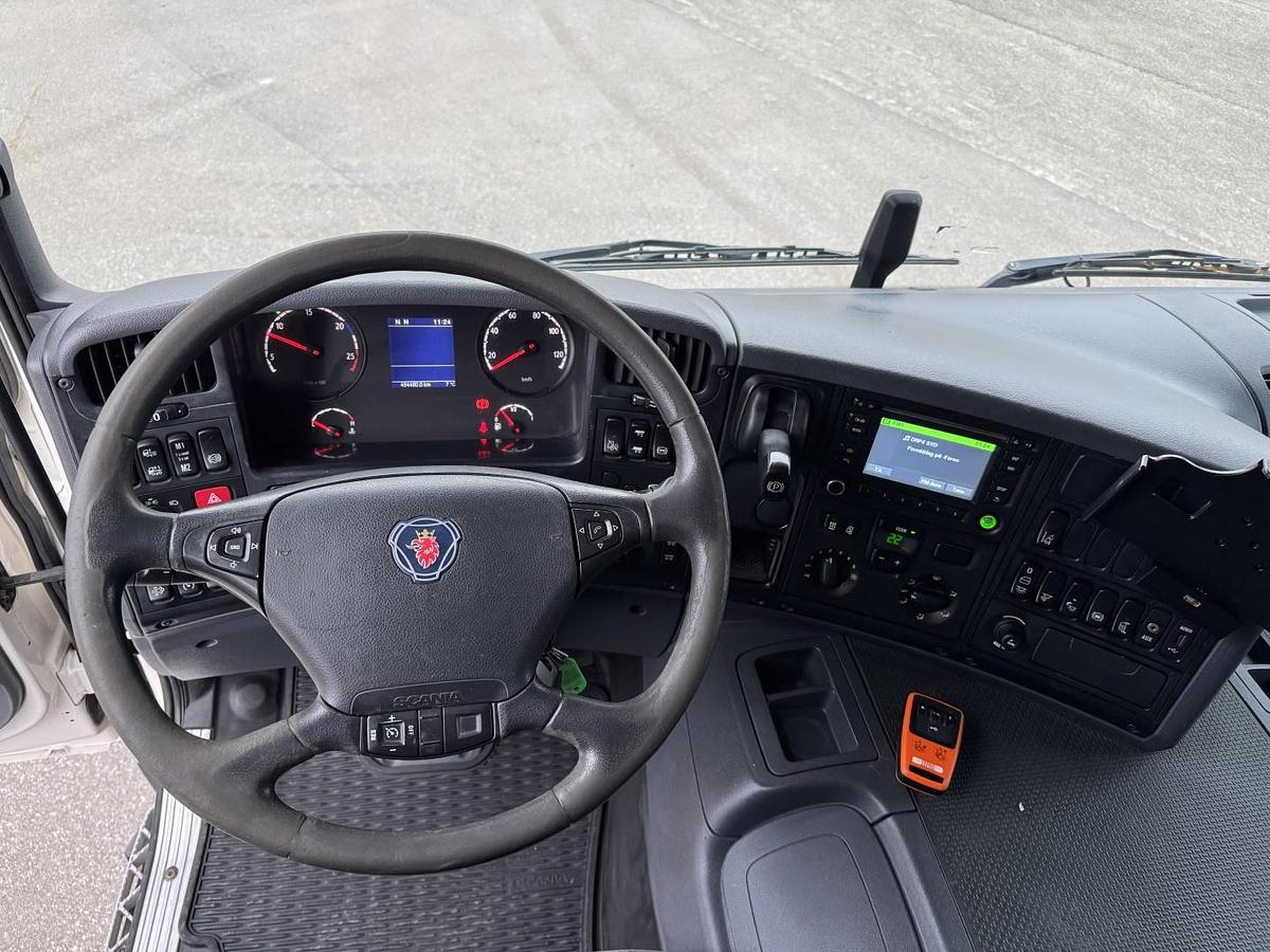 God Scania Scania P320 6x2*4 Carrier Supra 1250 Mt 9.90 m. kasse