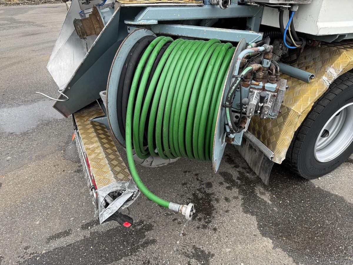 God 2008 MAN TGL 12.240 4x2 Hvidtved Larsen SLP 5.5