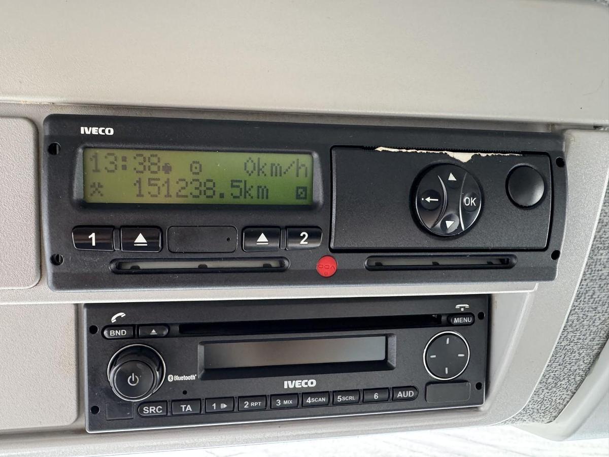 Meget god 2015 Iveco EuroCargo 180E28 4x2 Iglocar 7,60 m. Fuldsideåbning