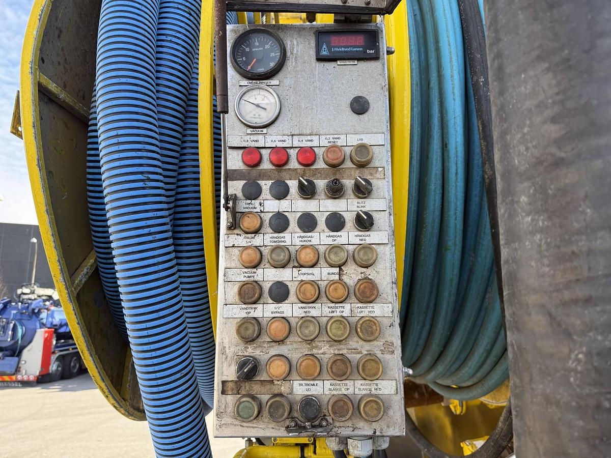 God 2013 Scania G480 8x4 Hvidtved Larsen Flexline 413 Euro 5