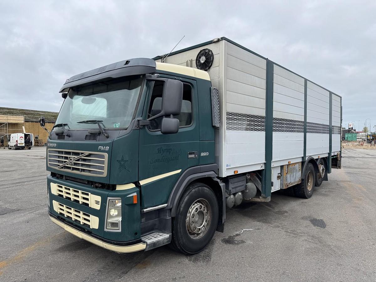 God 2004 Volvo FM9 380 6x2*4 Dyretransport