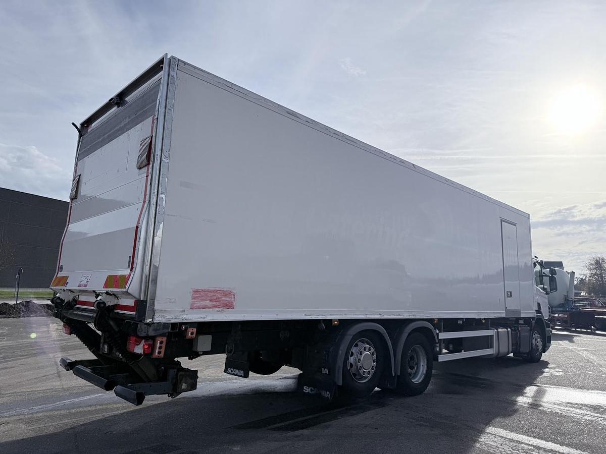 God 2015 Scania P320 6x2*4 Carrier Supra 1250 Mt 9.80 m. kasse