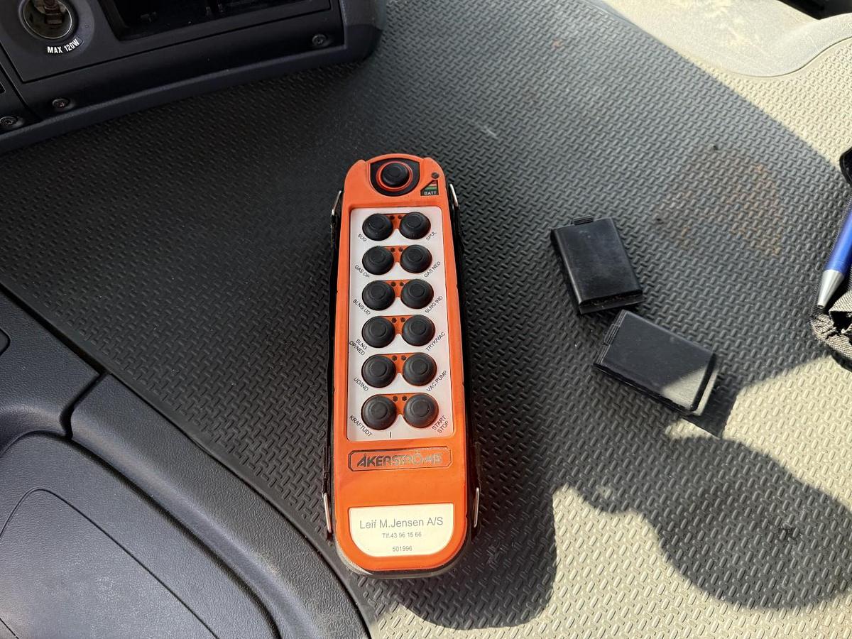 God Scania P380 8x2*6 Hvidtved Larsen Flexline 414