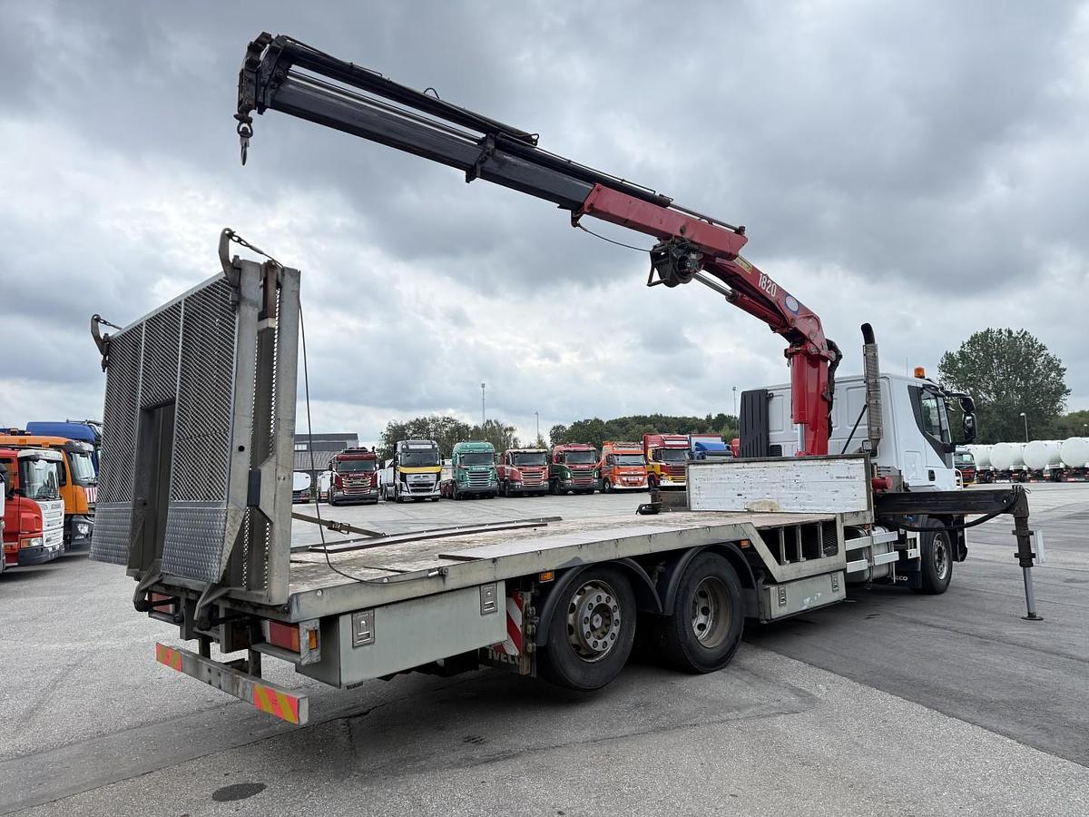 God Iveco Stralis S420 6x2 HMF1823 K4