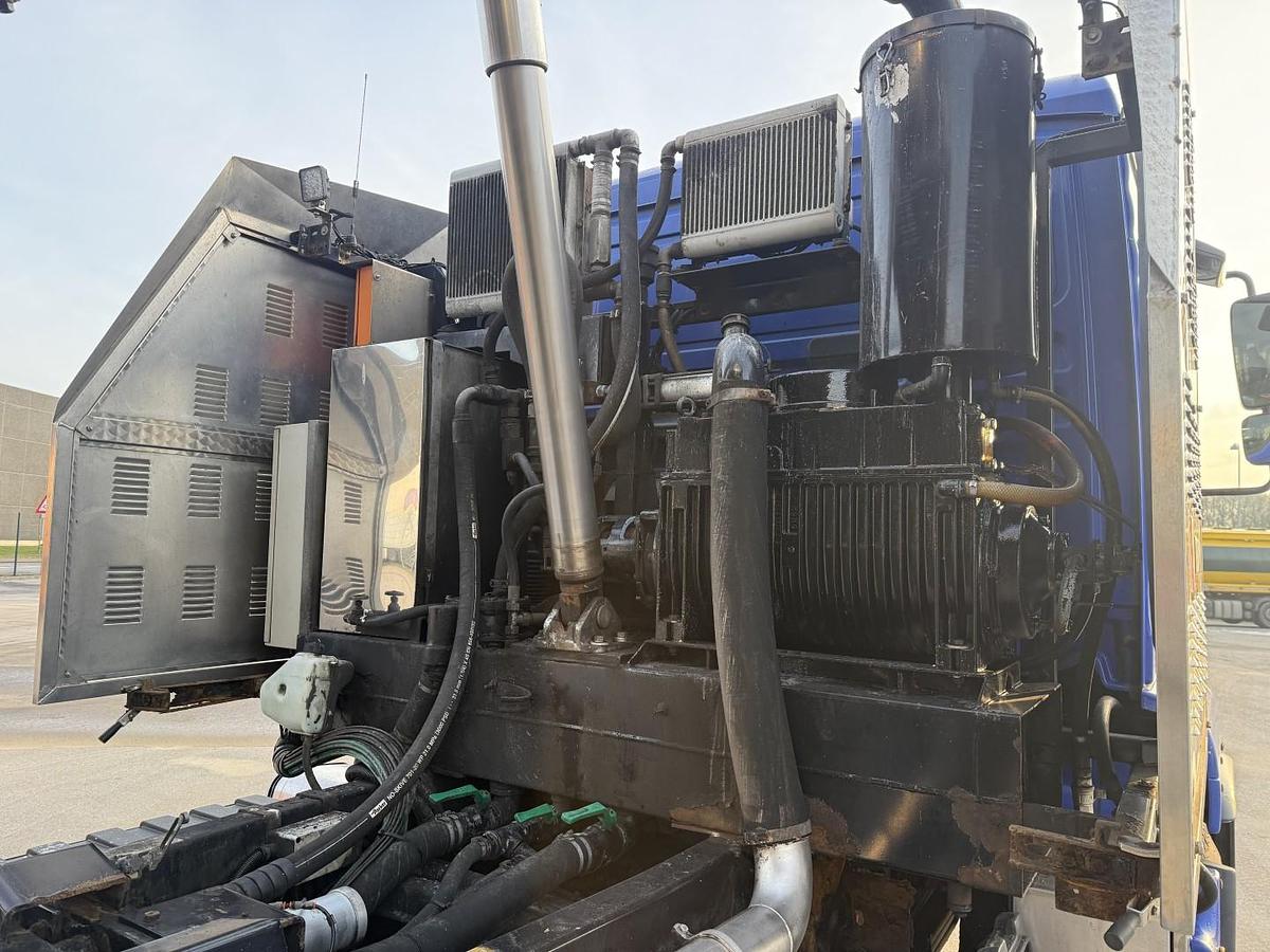 God 2007 MAN TGA 26.400 6x4 Moro 13.700 l. Rustfri