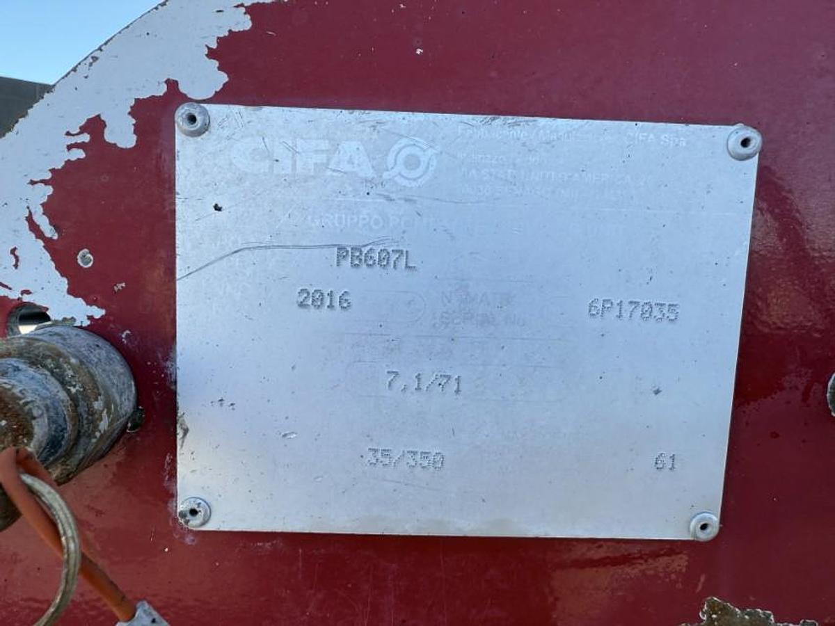 God Mercedes Arocs 3251 8x4 CIFA Magnum MK 28.4 L PUMI