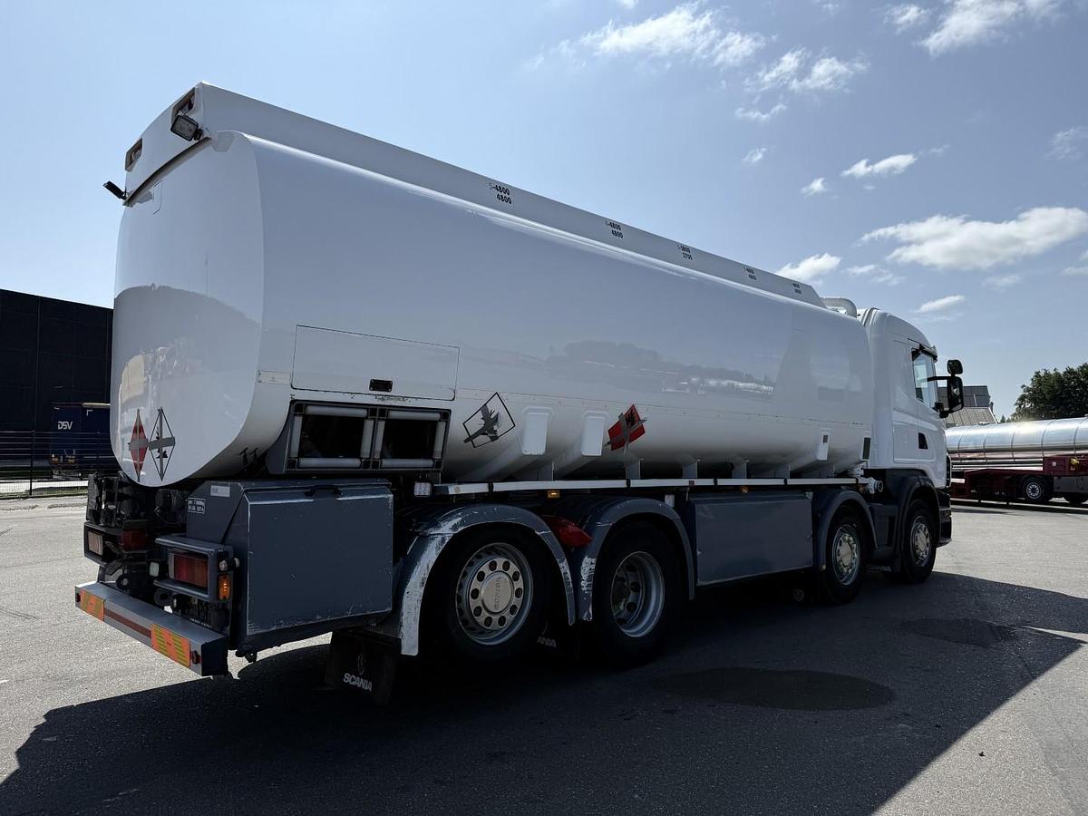 God 2010 Scania Scania G480 8x2*6 24.000 L / 5 rum / Tankbil /ADR