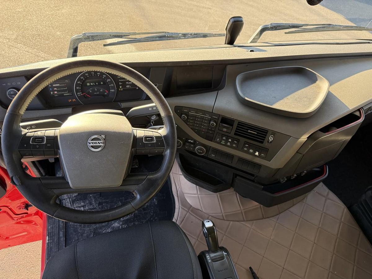 God Volvo FH500 8x2*6 Tip / HMF 2120 K3