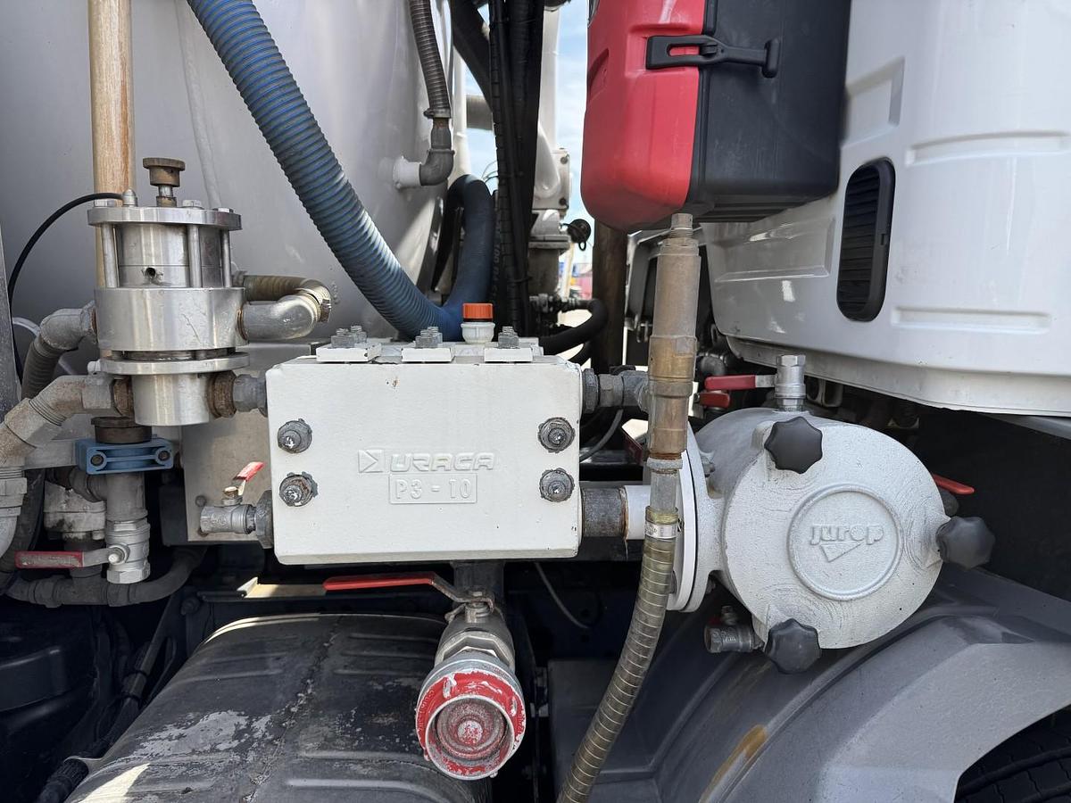 Meget god Mercedes 1624 4x2 DSU kombiline 5400 L