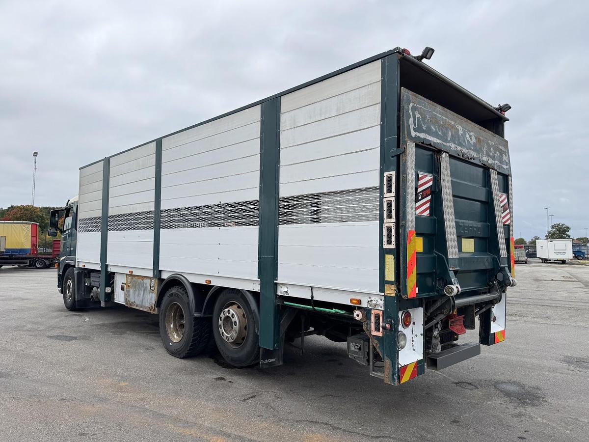 God 2004 Volvo FM9 380 6x2*4 Dyretransport