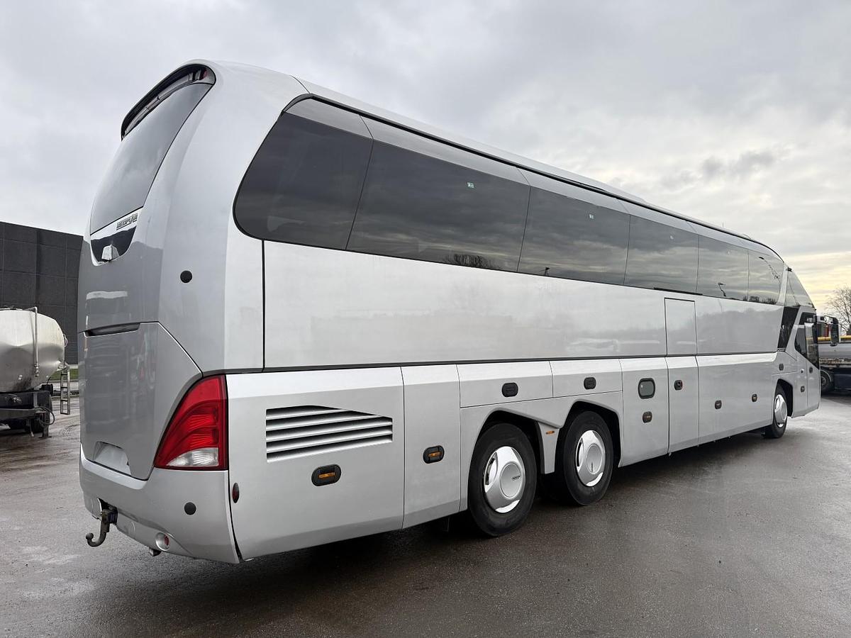 Meget god 2014 NEOPLAN Starliner N5218 Euro 6