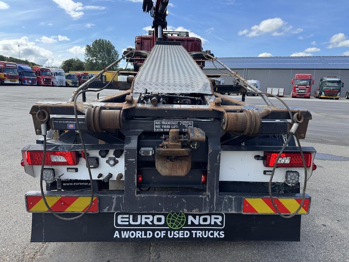 God Scania R490 8x2*6 Euro 6 Wirehejs / HMF 3220 K6
