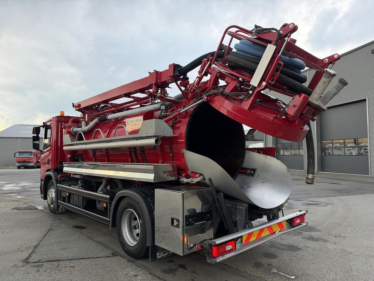 Meget god 2021 Scania P280 4x2 Simon Moos SLS1648 8.000 l. Kombi