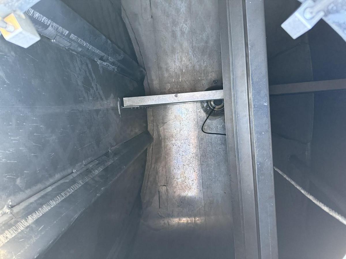 God Volvo FM460 8x2*6 24.000 l. ADR Tank