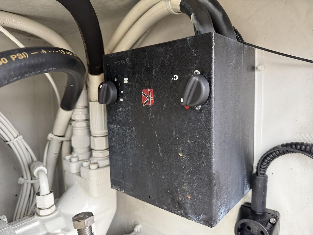 Meget god 2010 Volvo FM420 6x2*4 EEV Interconsult 12.700 l. Rustfri