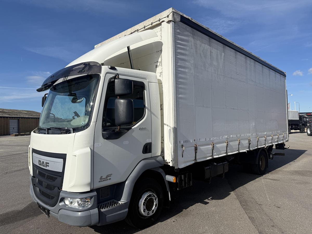 God 2016 DAF LF45/220 4x2 Fragtlad & lift Euro 6