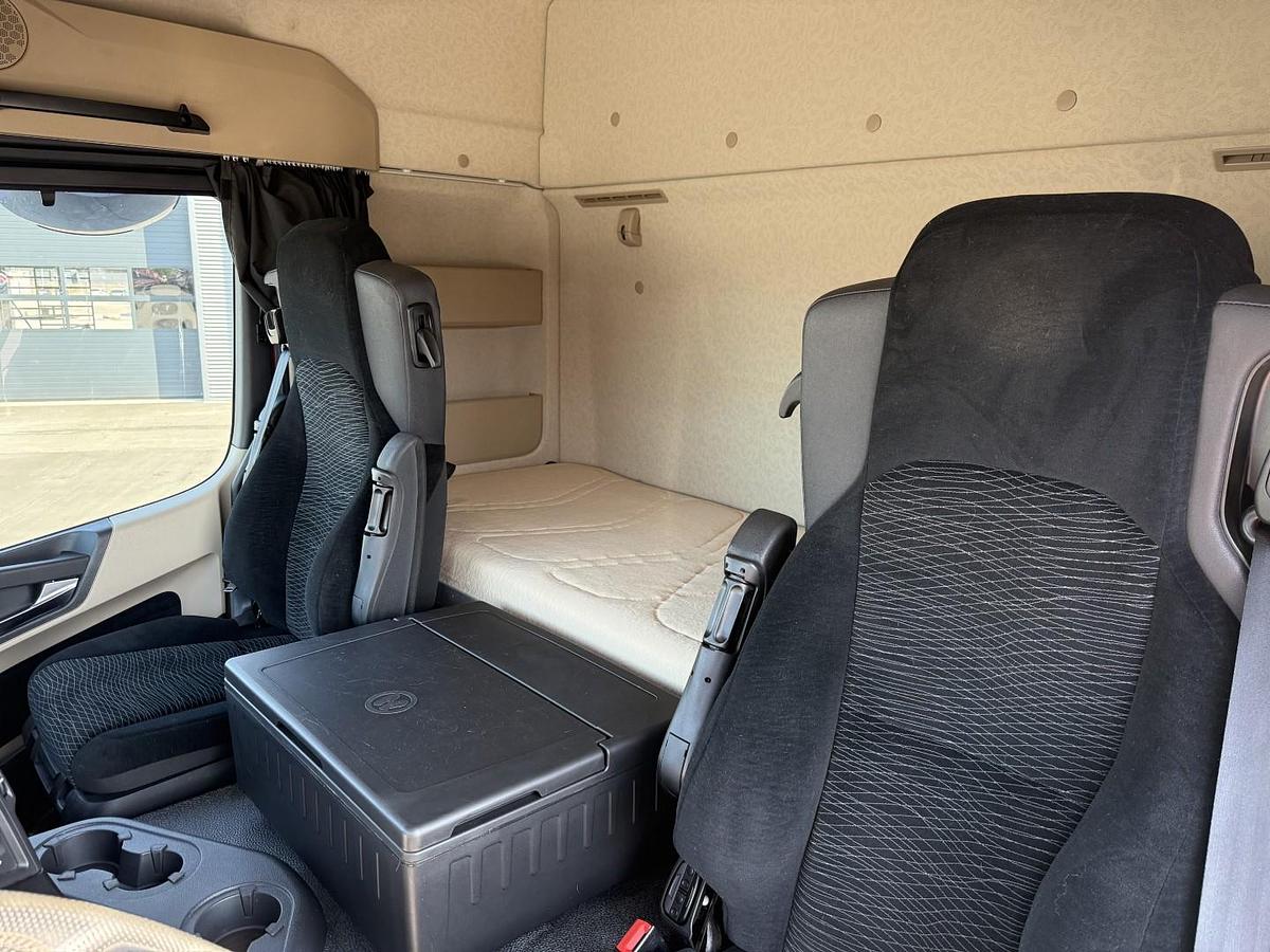 Meget god 2020 Mercedes Actros 1832 4x2 Sideåbning 8,0 m