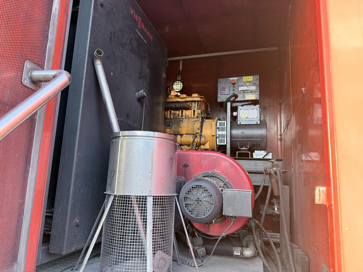 God Krone 3 akslet Boxtrailer 1000 bar højtryksanlæg med Kamat pumpe 186 L/min. Deutz V8.