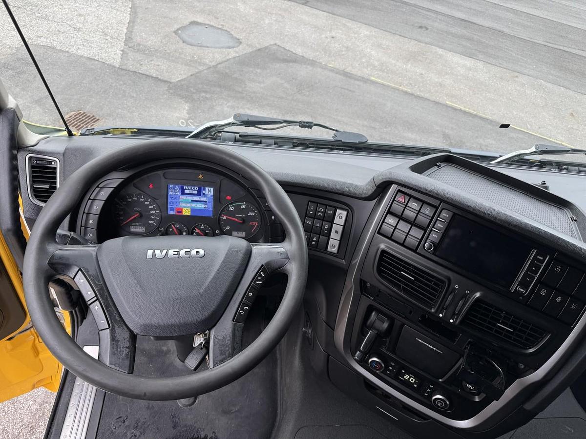 God 2015 Iveco Stralis 460 4x2  Euro 6