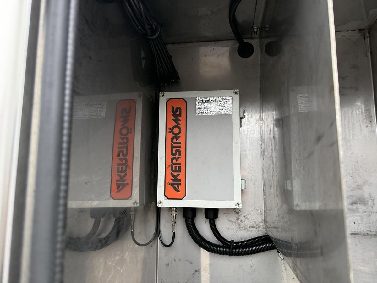 Meget god 2010 Volvo FM420 6x2*4 EEV Interconsult 12.700 l. Rustfri