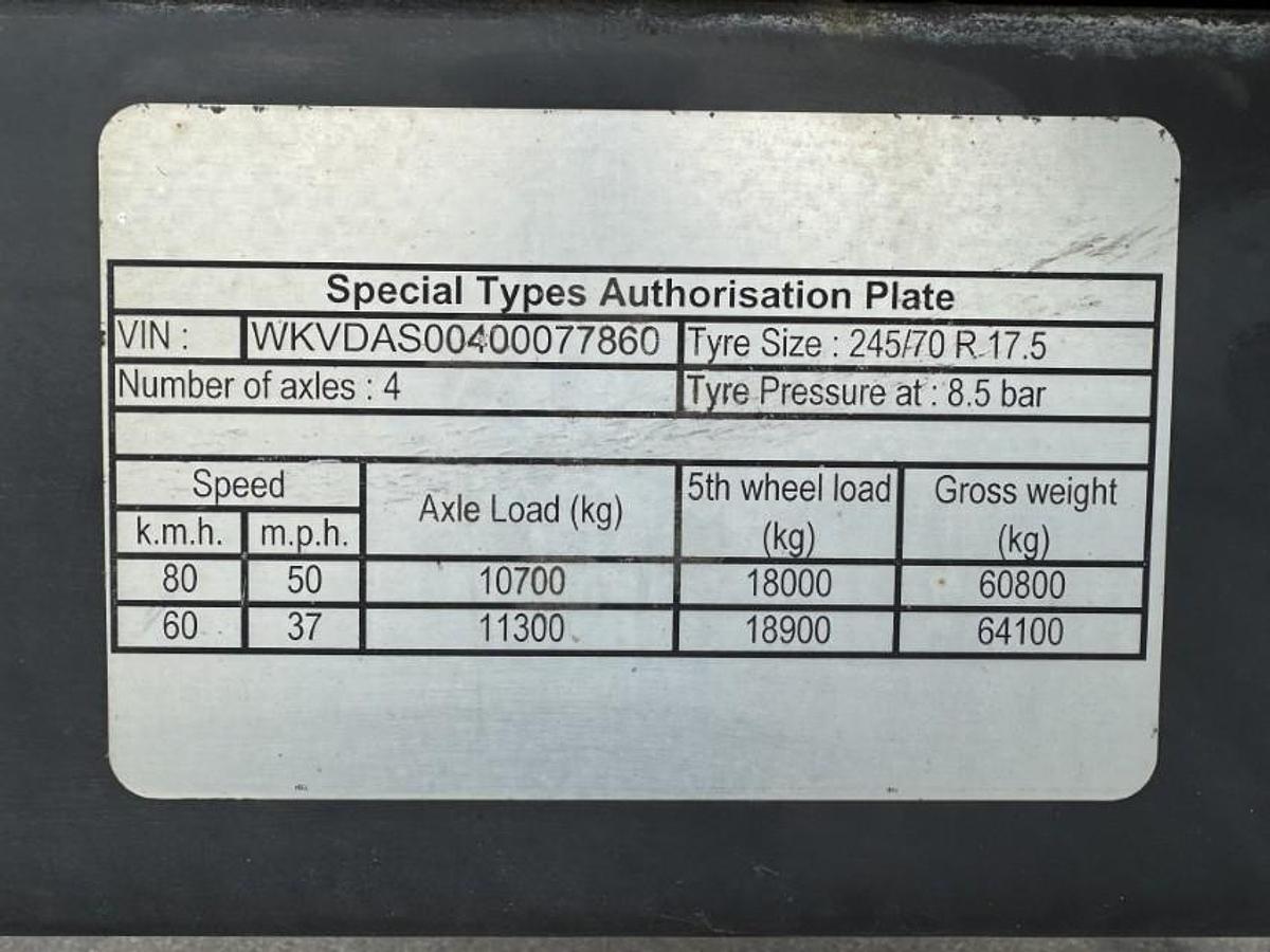 God Kässbohrer 4 akslet Udtrækkelig Maskintrailer