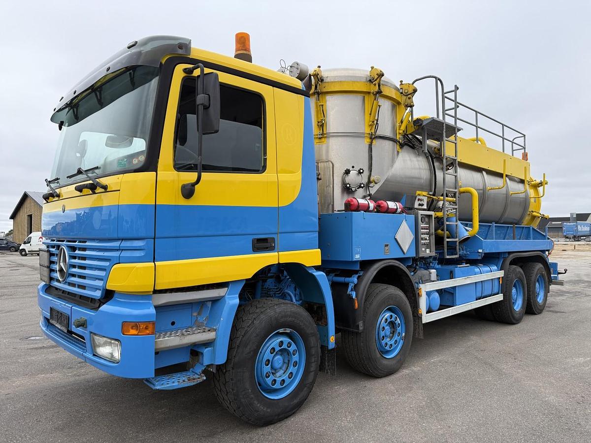 God 1999 Mercedes Actros 4140 8x4 KOKS MEGAVAC 8000 ADR 13.500 l. Rustfri stål