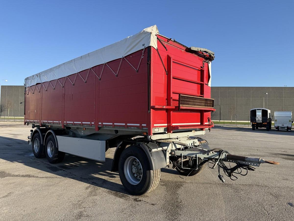 Meget god 2016 Skelhøje SVF P324 24 t. akslet Tipanhænger