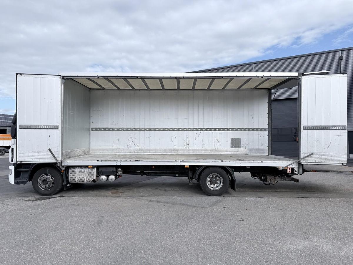 God Iveco EuroCargo 160-250 Sideåbning 7,3 m / Euro 6