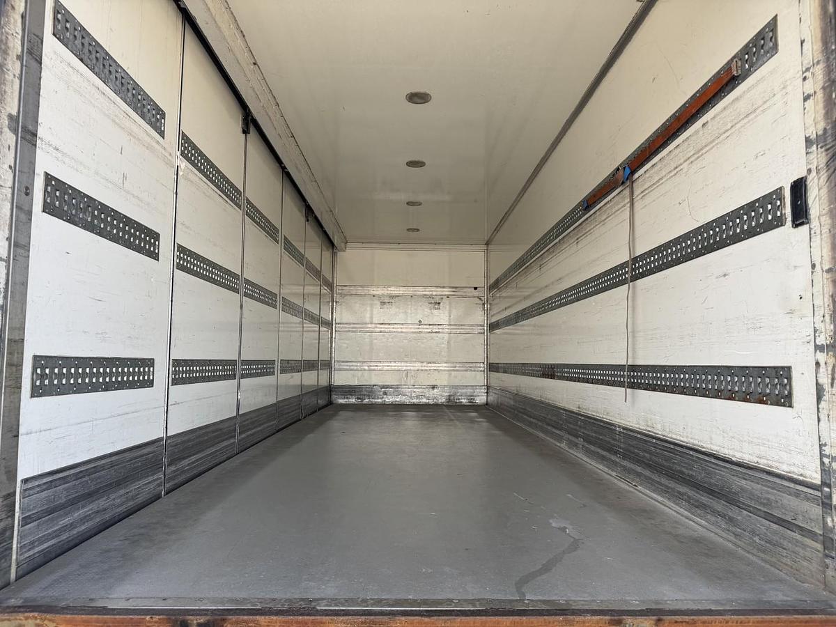 Meget god 2015 Iveco EuroCargo 180E28 4x2 Iglocar 7,60 m. Fuldsideåbning