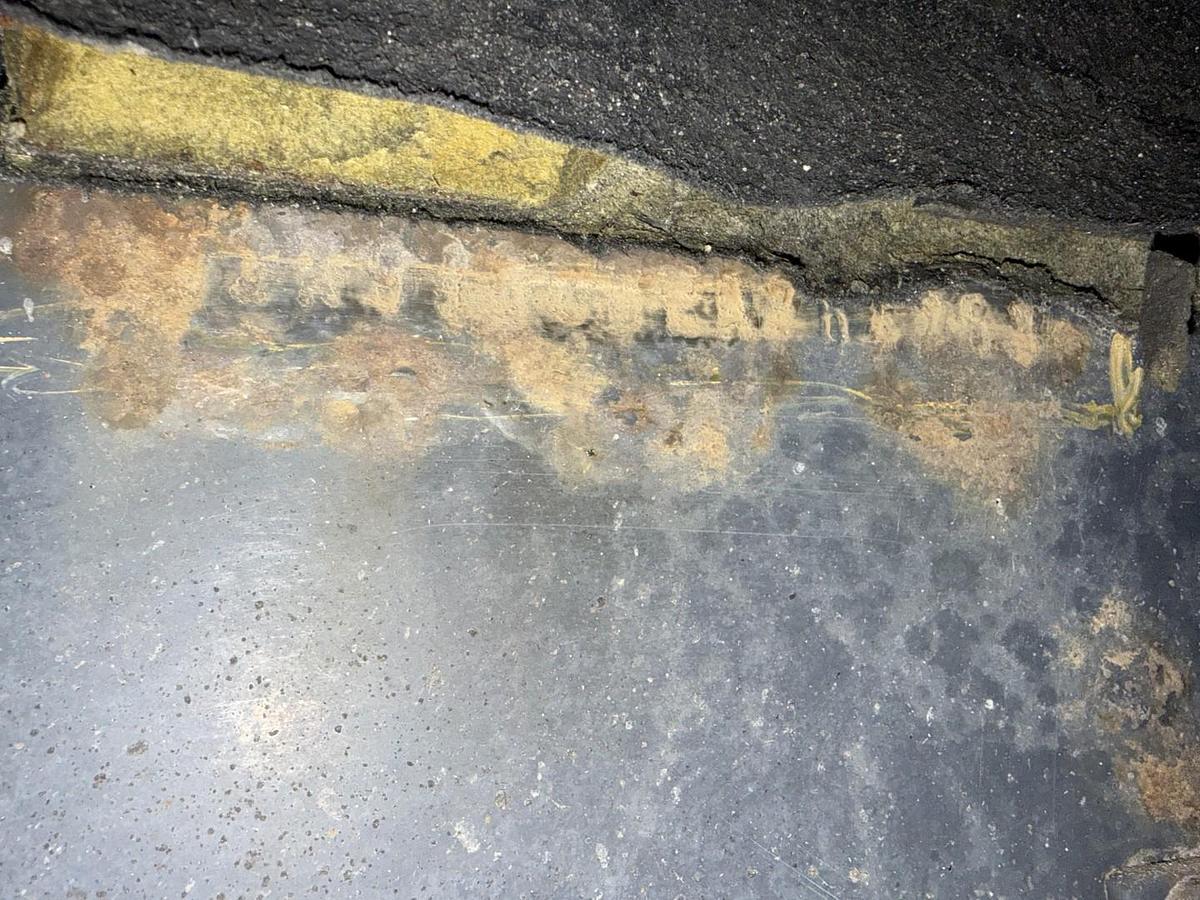 God 2014 Volvo FM330 6x2*4 Carrier Supra 1050 Nordic