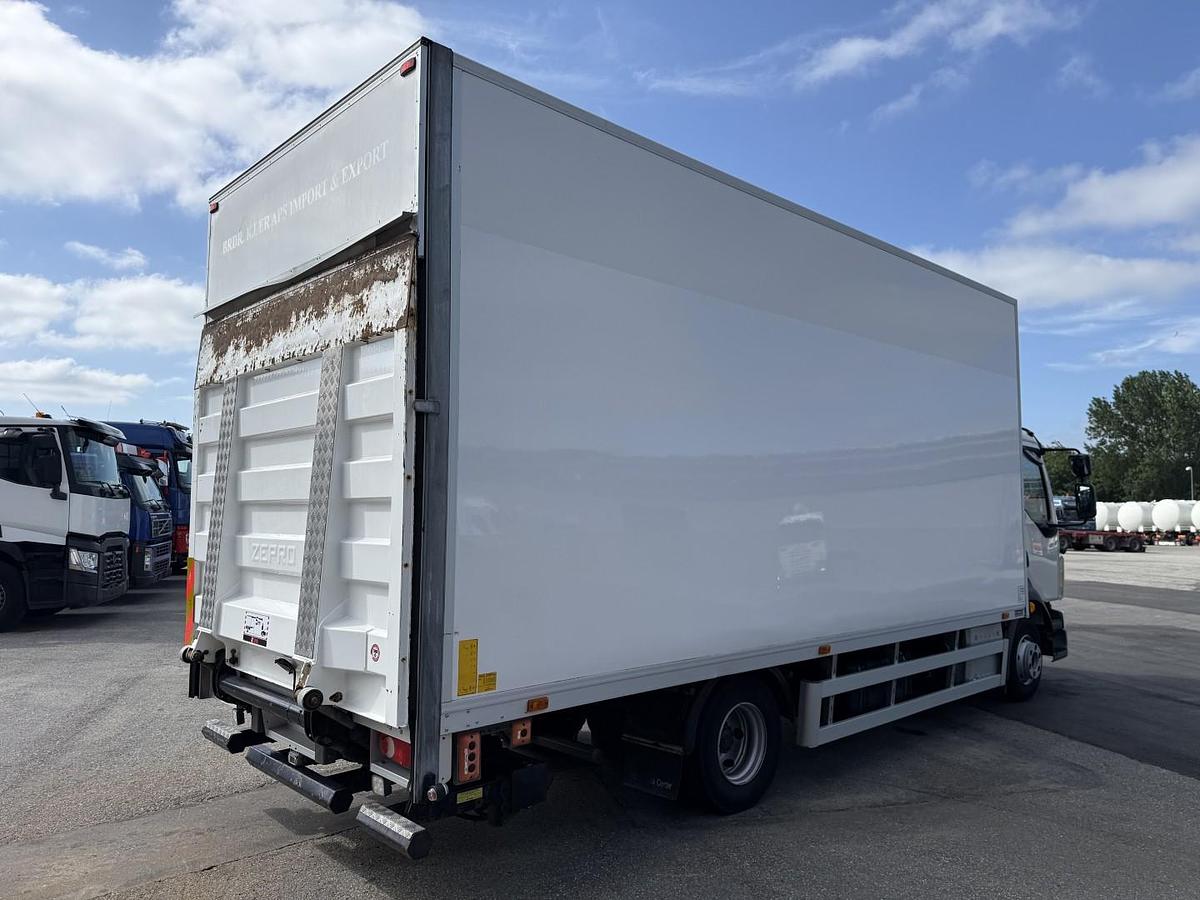 God Volvo FL 210  4x2 Lukket kasse Euro 6