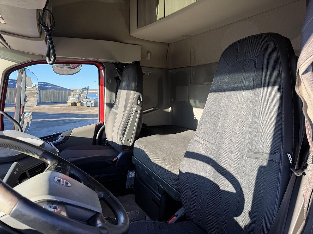 God Volvo FH500 8x2*6 Tip / HMF 2120 K3