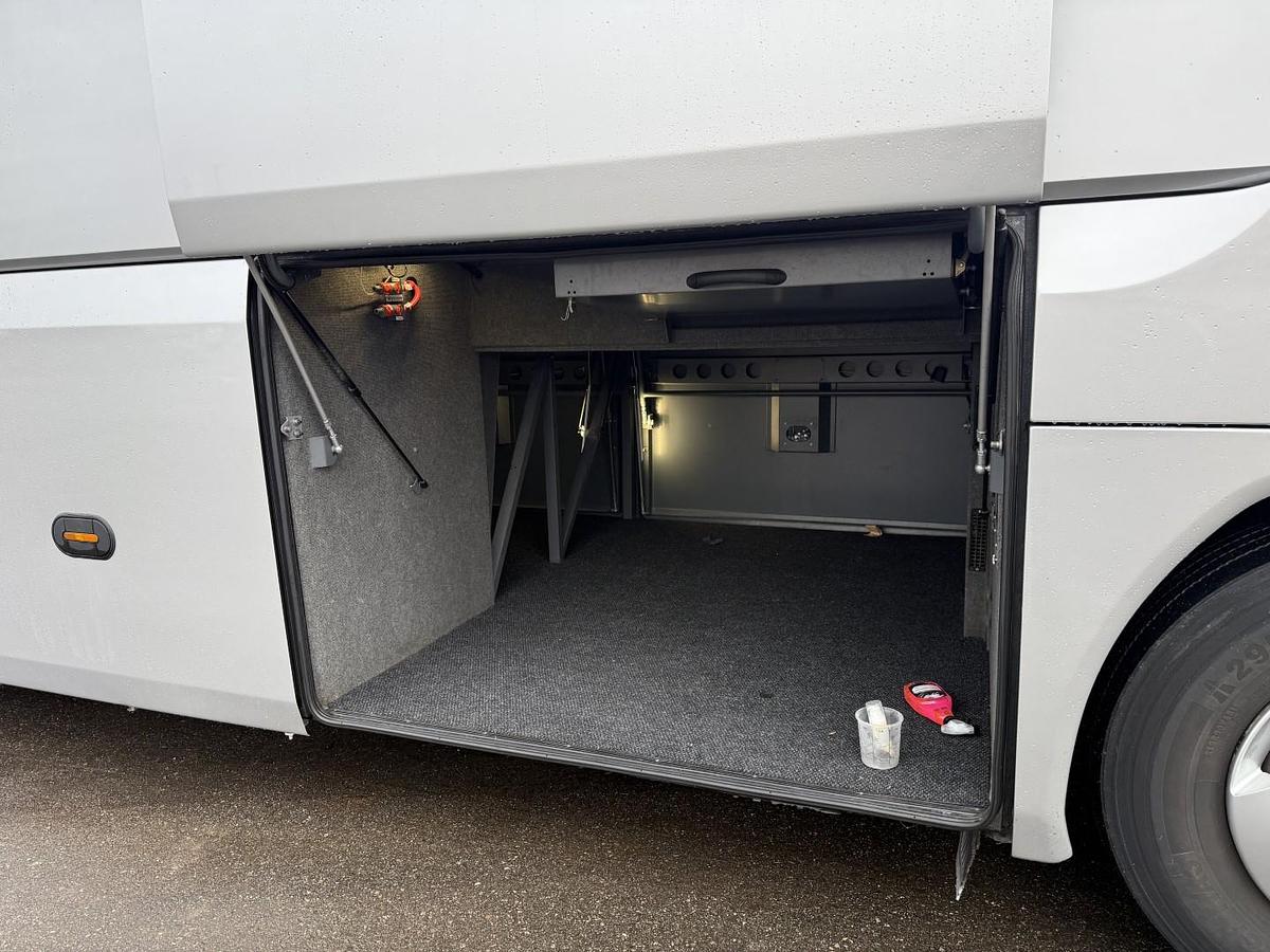 Meget god 2014 NEOPLAN Starliner N5218 Euro 6
