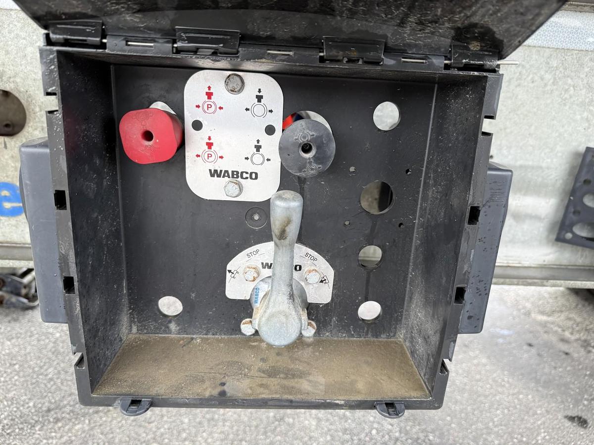 God 2019 LeciTrailer 3 akslet Tip Chassis med 9,4 m Hardox Kasse