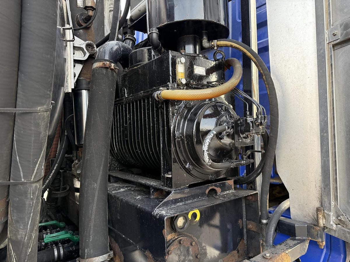 God 2007 MAN TGA 26.400 6x4 Moro 13.700 l. Rustfri