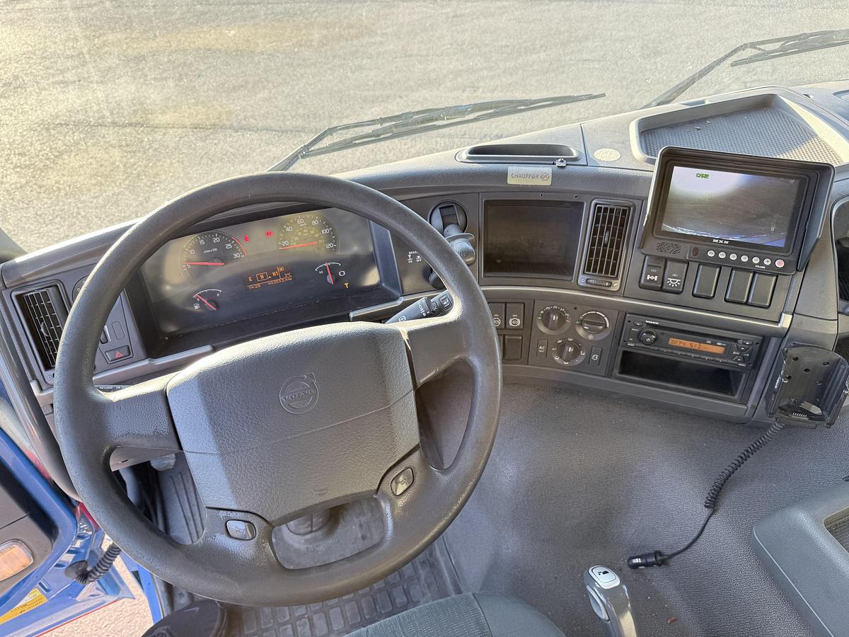 God 2012 Volvo FM 330 7,7 m Fragtlad