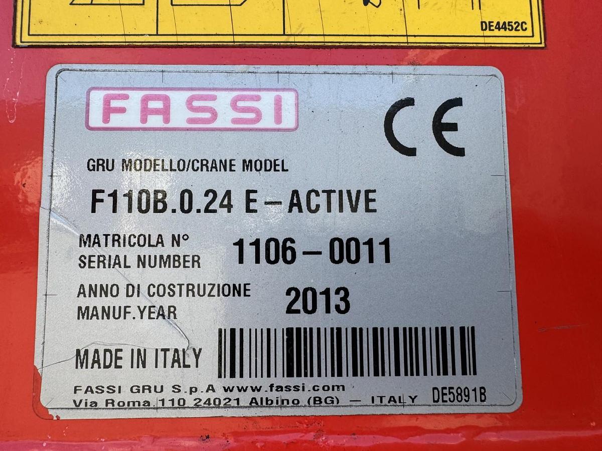 God Iveco EuroCargo 160E30 Fassi F110 / Glaslad