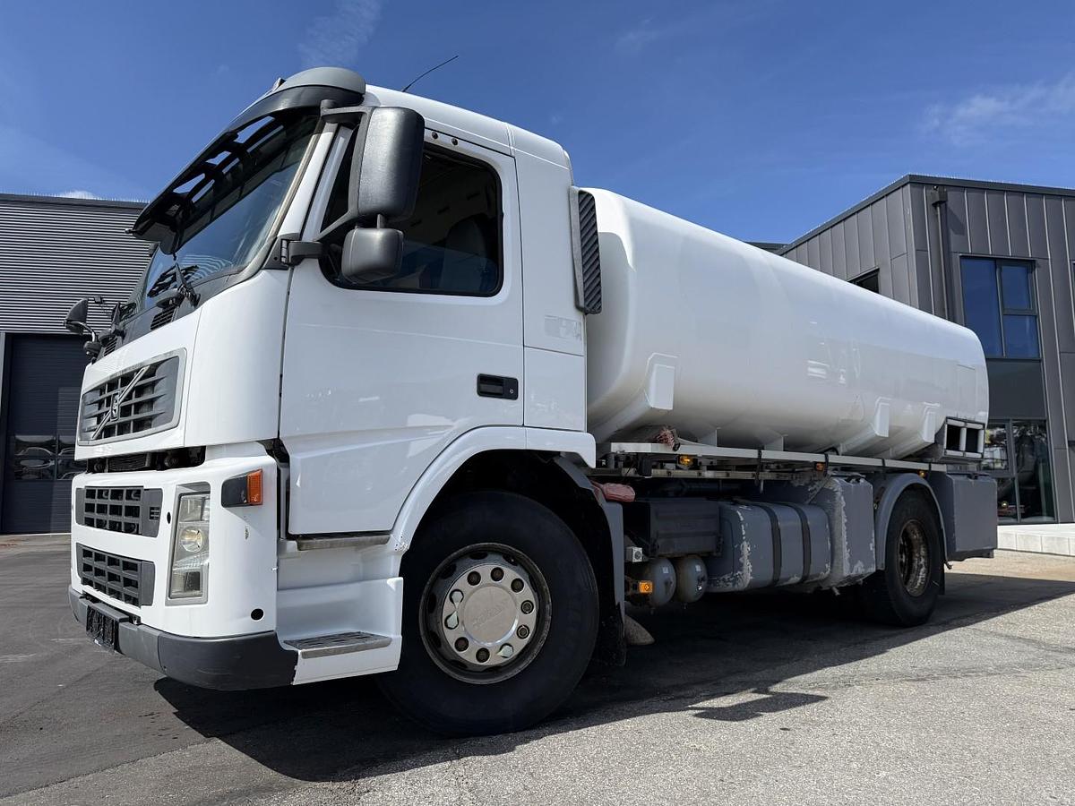 God Volvo FM9/260 4x2 12.865 L ADR Tankbil