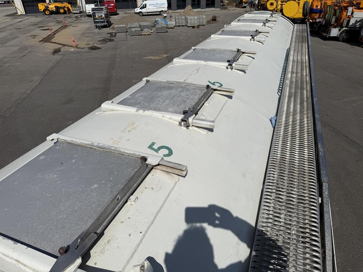 Meget god 2013 HMK Bilcon 42 m3 Silo tank 6 rum