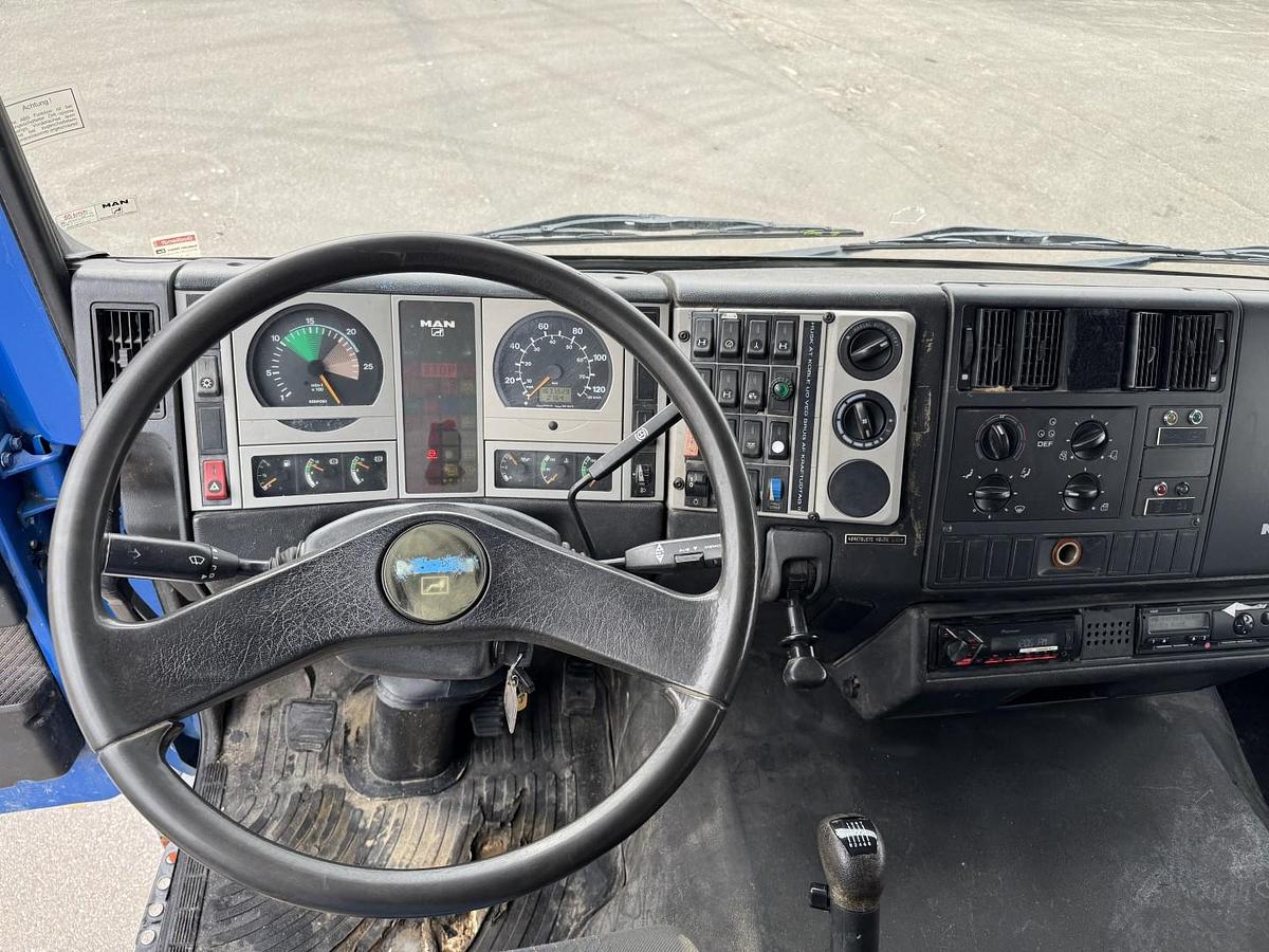 God MAN 35.464 8x8 Hvidtved Larsen 9000 L