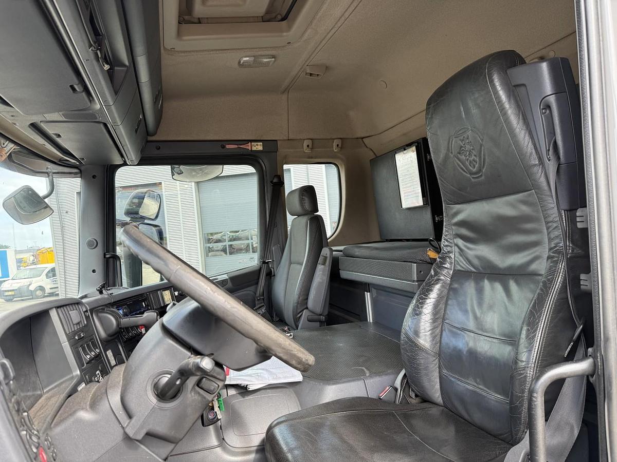 God Scania P400 8x2*6 24.000 l. ADR Euro 5