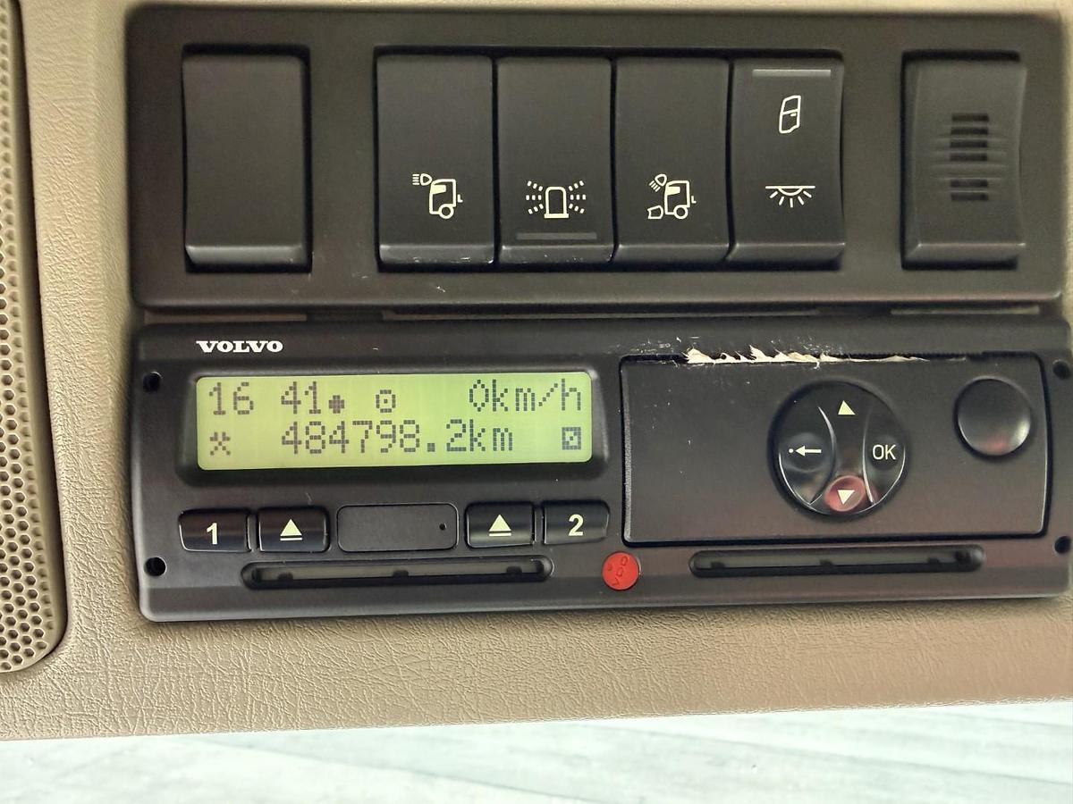 God 2018 Volvo FM500 8x2 Pusher tridem Hiab 099 B3 Radio
