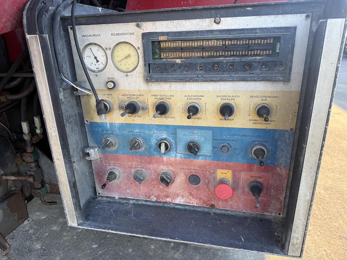 God Scania 114G 380 8x2*6 Assmann 14 m3 Slamsuger