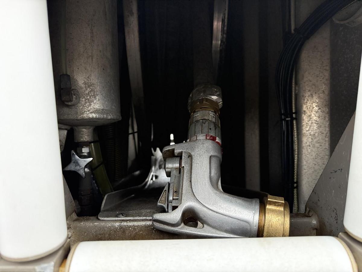 God 2007 HMK Bilcon TS2 33.000 l. ADR