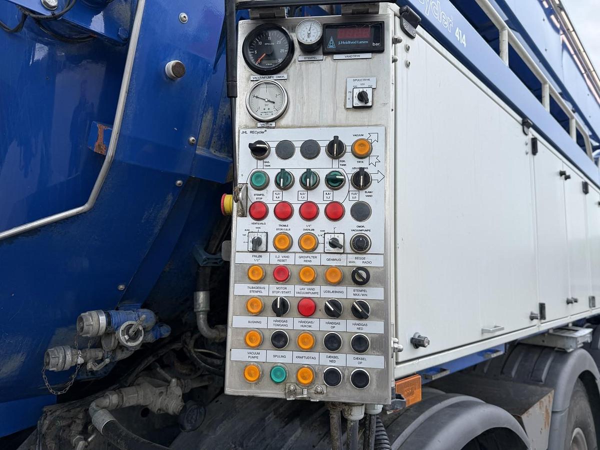God 2014 Scania R520 8x4*4 Hvidtved Larsen RECycler 414 Euro 6