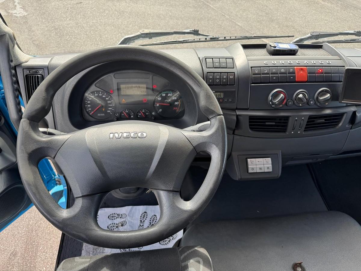 Meget god 2015 Iveco EuroCargo 180E28 4x2 Iglocar 7,60 m. Fuldsideåbning