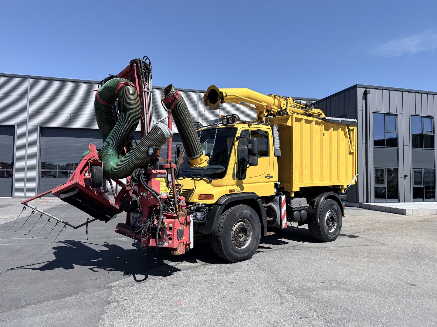 God Unimog U500 4x4 / Dücker Tip / Sug / Slagleklipper