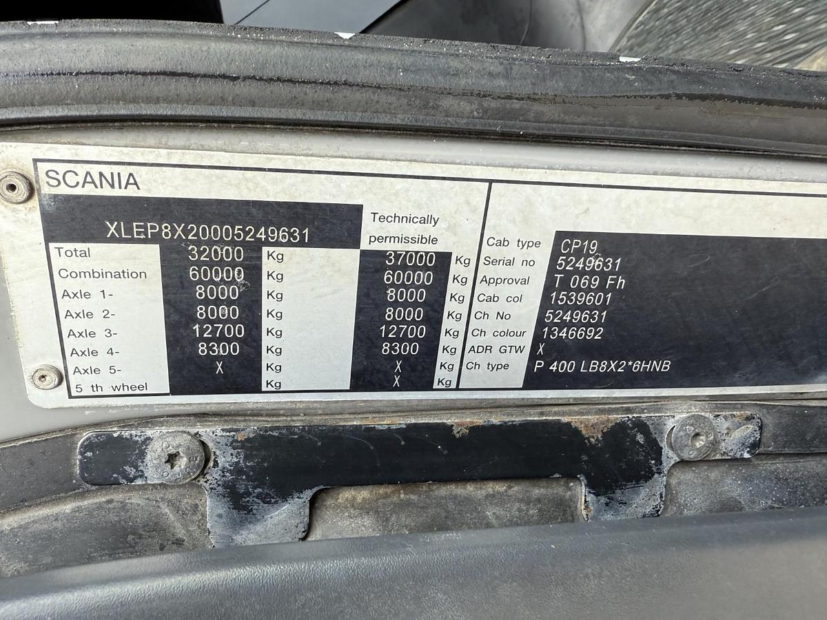 God 2010 Scania P400 8x2*6 24.000 l. ADR Euro 5